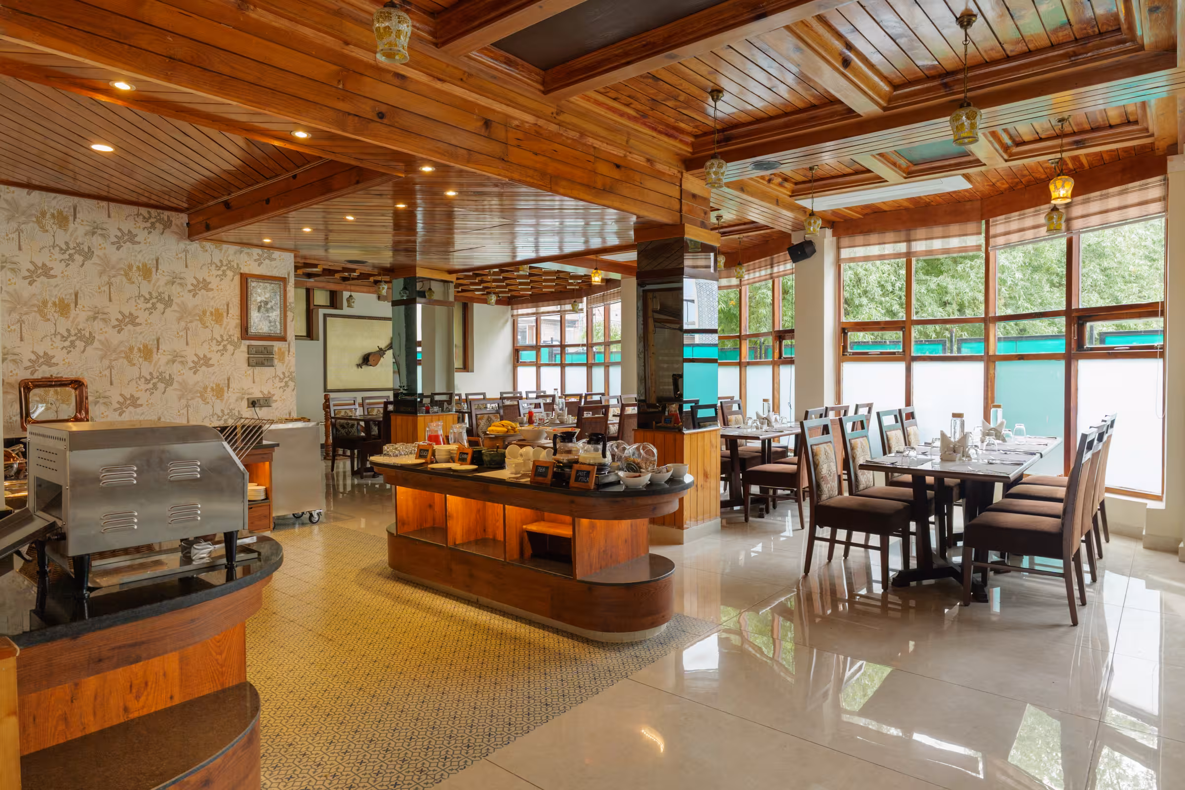 AM Hotel Kollection - Kanishka, Manali
