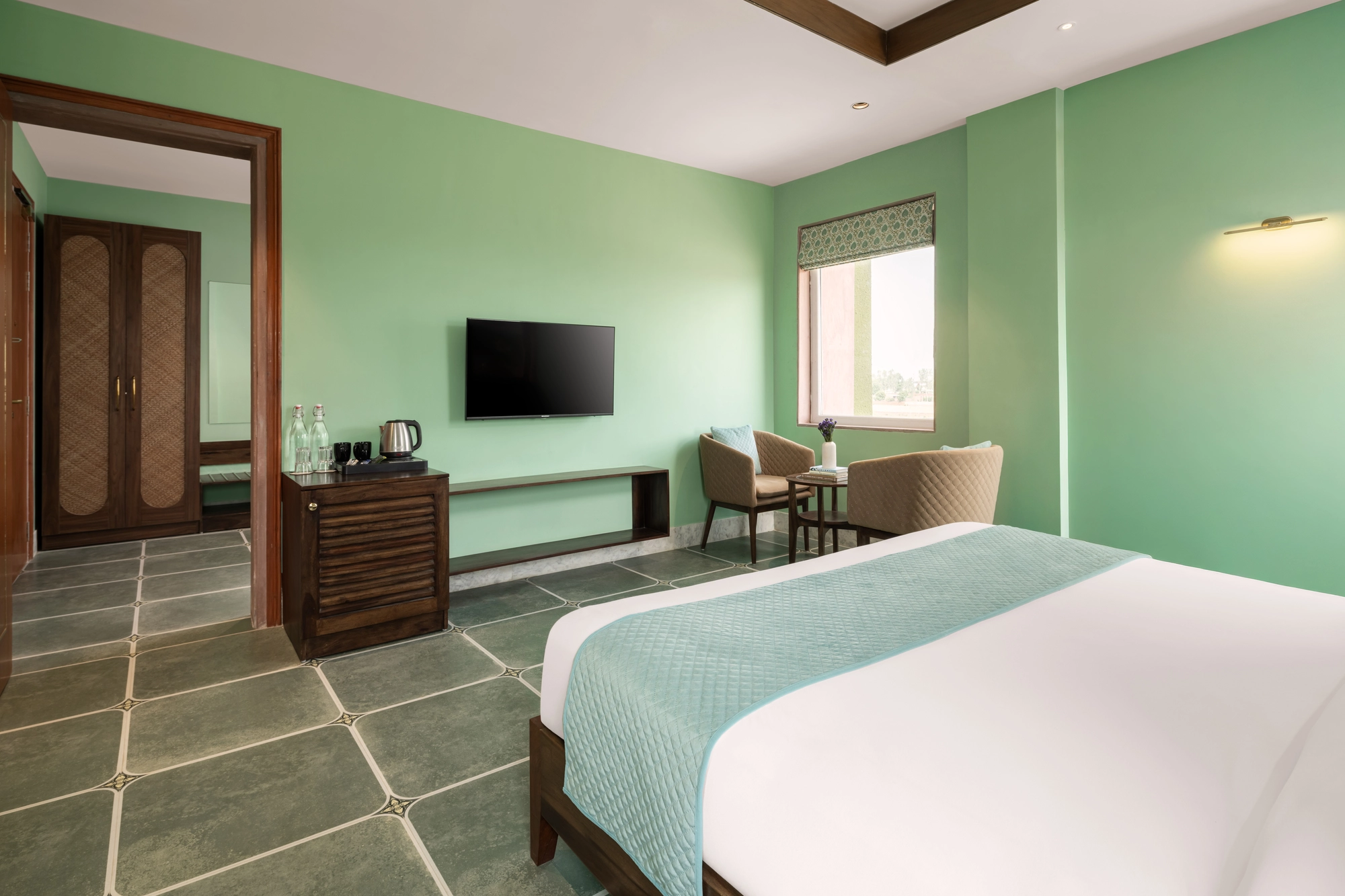 Raasvān, Vrindavan Hotel Room Category Designer Suite